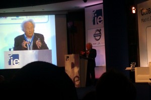 Eduard Punset en el IE Global Alumni Forum 2011, Madrid